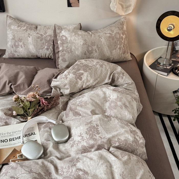 91家纺网 家纺一手货源 找家纺 雅阁尔家纺 2026新款复古美拉德风泡芙棉双层纱床单床笠款水洗棉四件套学生宿舍三件套单被套 知音咖