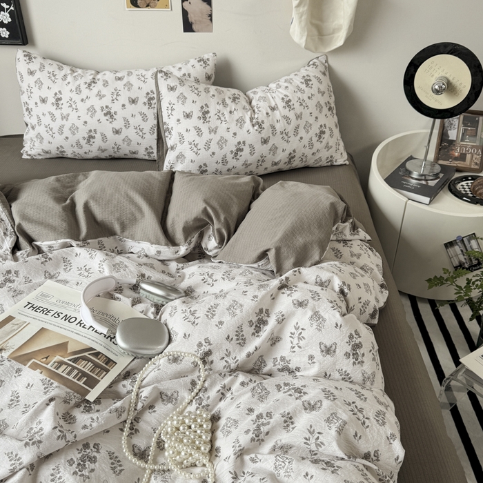 91家纺网 家纺一手货源 找家纺 雅阁尔家纺 2026新款复古美拉德风泡芙棉双层纱床单床笠款水洗棉四件套学生宿舍三件套单被套 素蝶吟