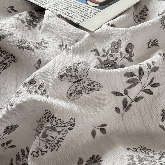 91家纺网 家纺一手货源 找家纺 雅阁尔家纺 2026新款复古美拉德风泡芙棉双层纱床单床笠款水洗棉四件套学生宿舍三件套单被套 素蝶吟