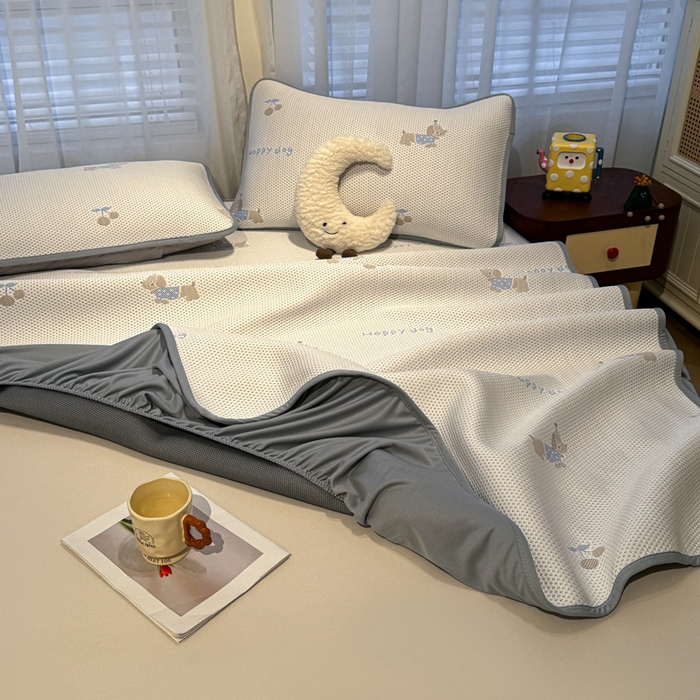 91家纺网 家纺一手货源 找家纺 凯罗 2026新款卡通实拍小红书爆款凉豆豆绣花凉席床笠可水洗床笠席子 小萌狗