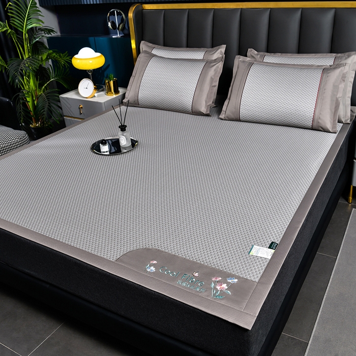 91家纺网 家纺一手货源 找家纺 小牛席业 【正宗凉感】2023新款小冰块-凉感冰丝席凉席藤席竹席乳胶席 小冰块-凉感冰丝席（灰色）