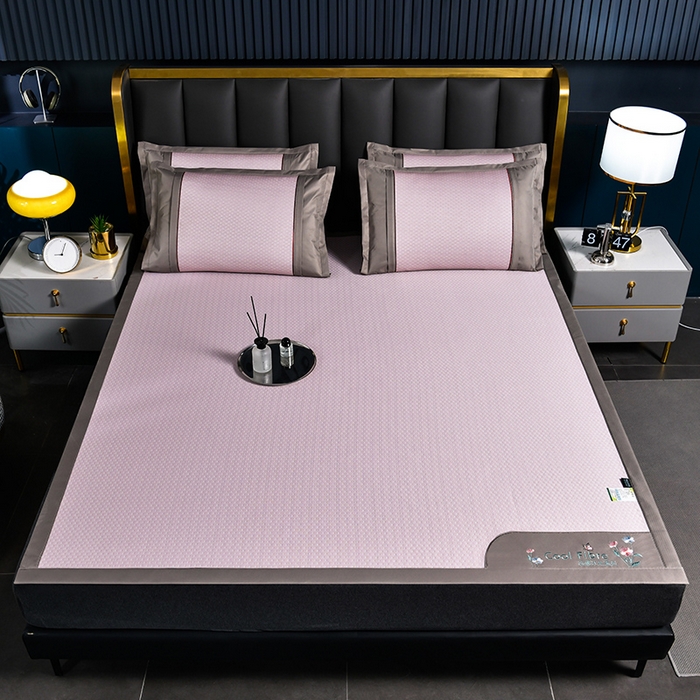 91家纺网 家纺一手货源 找家纺 小牛席业 【正宗凉感】2023新款小冰块-凉感冰丝席凉席藤席竹席乳胶席 小冰块-凉感冰丝席（粉色）