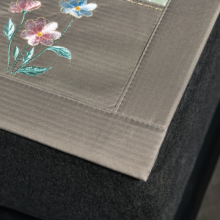 91家纺网 家纺一手货源 找家纺 小牛席业 【正宗凉感】2023新款小冰块-凉感冰丝席凉席藤席竹席乳胶席 小冰块-凉感冰丝席（绿色）