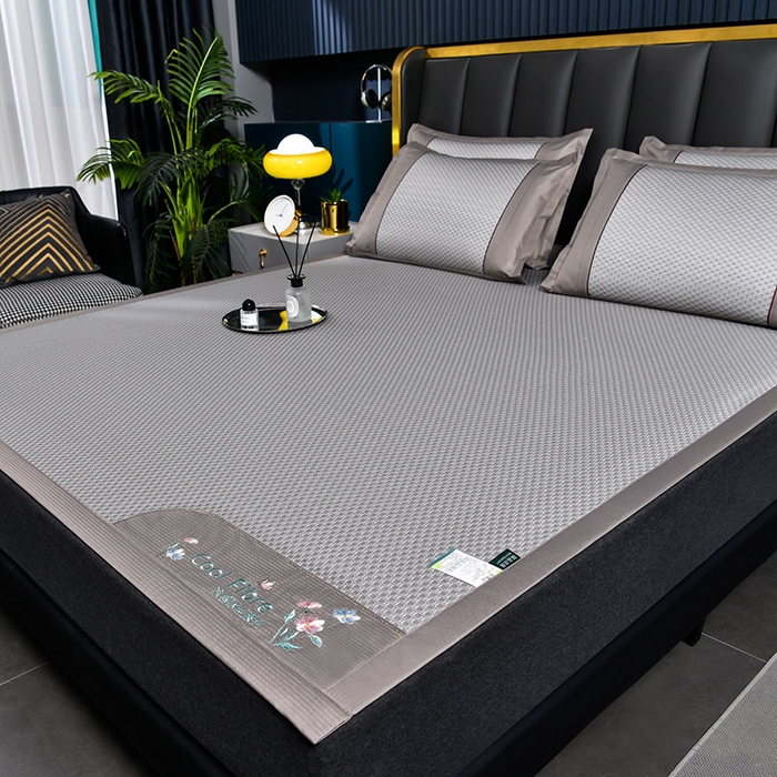 91家纺网 家纺一手货源 找家纺 小牛席业 【正宗凉感】2023新款小冰块-凉感冰丝席凉席藤席竹席乳胶席 小冰块-凉感冰丝席（灰色）