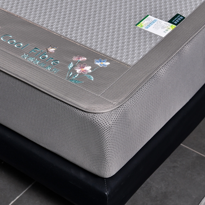 91家纺网 家纺一手货源 找家纺 小牛席业 【正宗凉感】2023新款小冰块-凉感冰丝席（床笠款）凉席藤席竹席乳胶席 小冰块-凉感冰丝席-床笠款（灰色）