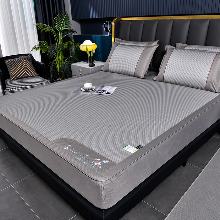 91家纺网 家纺一手货源 找家纺 小牛席业 【正宗凉感】2023新款小冰块-凉感冰丝席（床笠款）凉席藤席竹席乳胶席 小冰块-凉感冰丝席-床笠款（灰色）