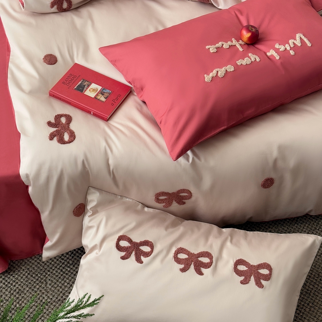 91家纺网 家纺一手货源 找家纺 （总）鹿班家居 2026春夏新款100S长绒棉纯棉毛巾绣四件套-绯红情书系列（标准会员-20元）