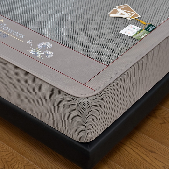 91家纺网 家纺一手货源 找家纺 （总）小牛席业 2026新款加厚款-绣球草本清凉冰藤席系列（床笠款）清凉席凉席藤席冰藤席冰丝席草席竹席乳胶席凉感豆豆