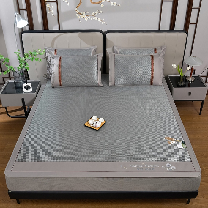 91家纺网 家纺一手货源 找家纺 小牛席业 2026新款加厚款-绣球草本清凉冰藤席系列（床笠款）清凉席凉席藤席冰藤席冰丝席草席竹席乳胶席凉感豆豆 加厚款-绣球草本清凉席（床笠款）黑咖