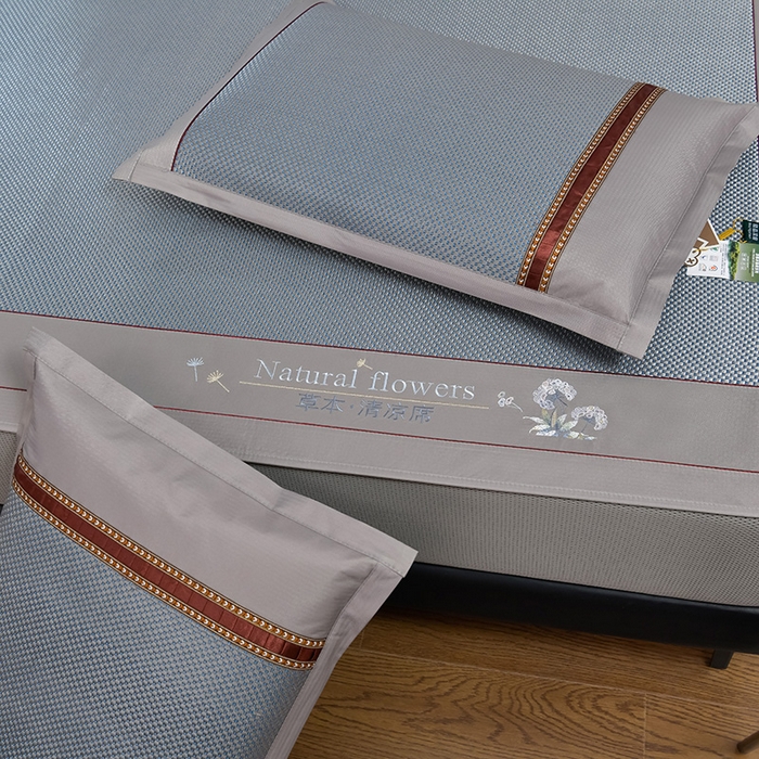 91家纺网 家纺一手货源 找家纺 小牛席业 2026新款加厚款-绣球草本清凉冰藤席系列（床笠款）清凉席凉席藤席冰藤席冰丝席草席竹席乳胶席凉感豆豆 加厚款-绣球草本清凉席（床笠款）蓝色