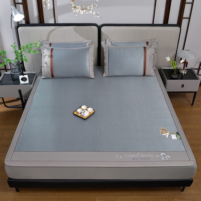 91家纺网 家纺一手货源 找家纺 小牛席业 2026新款加厚款-绣球草本清凉冰藤席系列（床笠款）清凉席凉席藤席冰藤席冰丝席草席竹席乳胶席凉感豆豆 加厚款-绣球草本清凉席（床笠款）蓝色