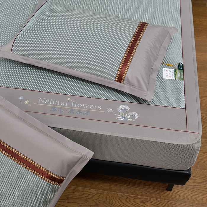 91家纺网 家纺一手货源 找家纺 小牛席业 2026新款加厚款-绣球草本清凉冰藤席系列（床笠款）清凉席凉席藤席冰藤席冰丝席草席竹席乳胶席凉感豆豆 加厚款-绣球草本清凉席（床笠款）绿色