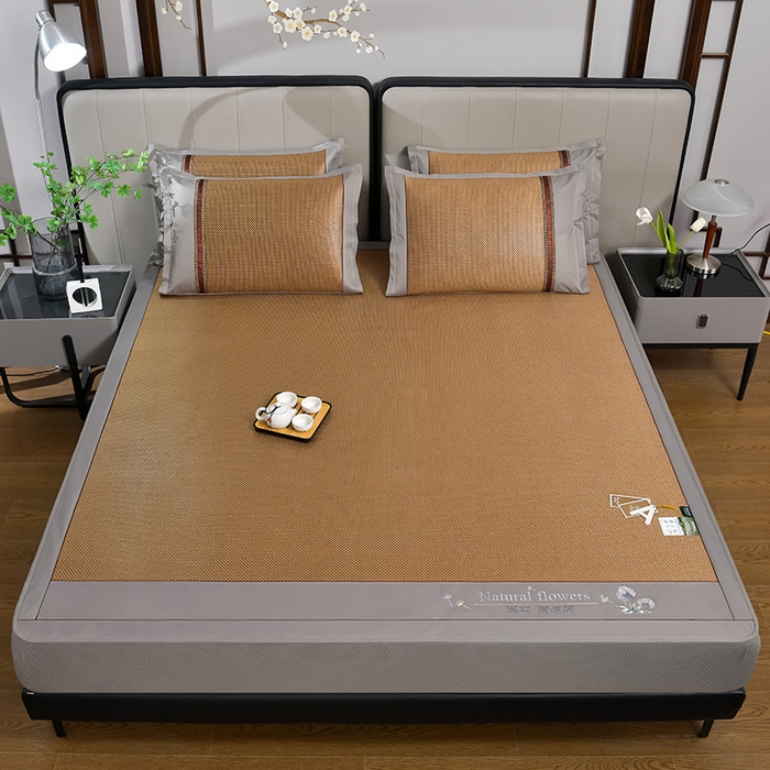 91家纺网 家纺一手货源 找家纺 小牛席业 2026新款加厚款-绣球草本清凉冰藤席系列（床笠款）清凉席凉席藤席冰藤席冰丝席草席竹席乳胶席凉感豆豆 加厚款-绣球草本清凉席（床笠款）咖色