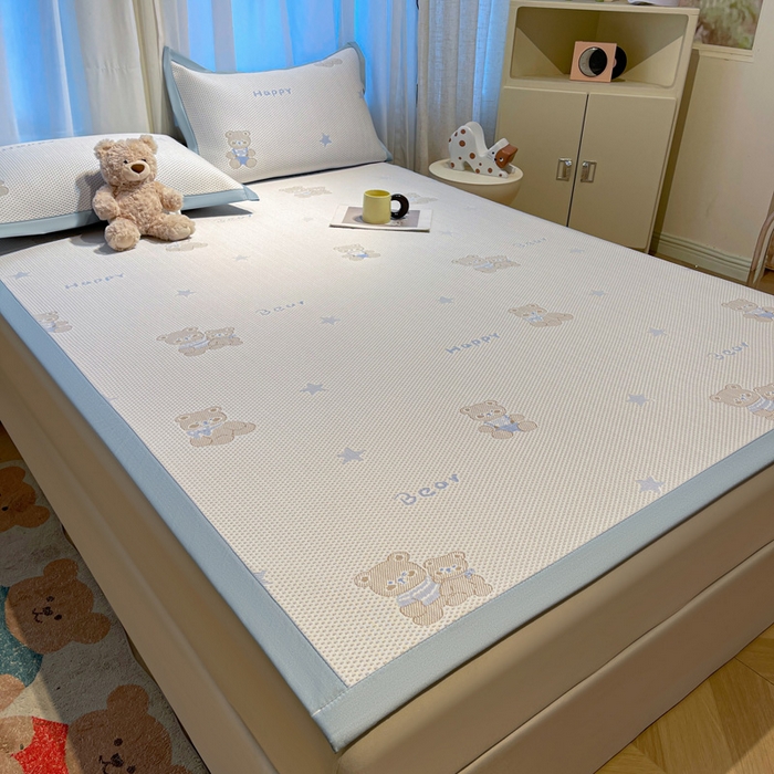 91家纺网 家纺一手货源 找家纺 凯罗 2026新款卡通实拍小红书爆款凉豆豆绣花床席可水洗床席席子 布丁萌萌熊