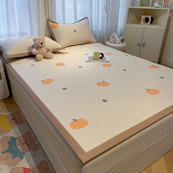 91家纺网 家纺一手货源 找家纺 凯罗 2026新款卡通实拍小红书爆款凉豆豆绣花床席可水洗床席席子 小南瓜-桔