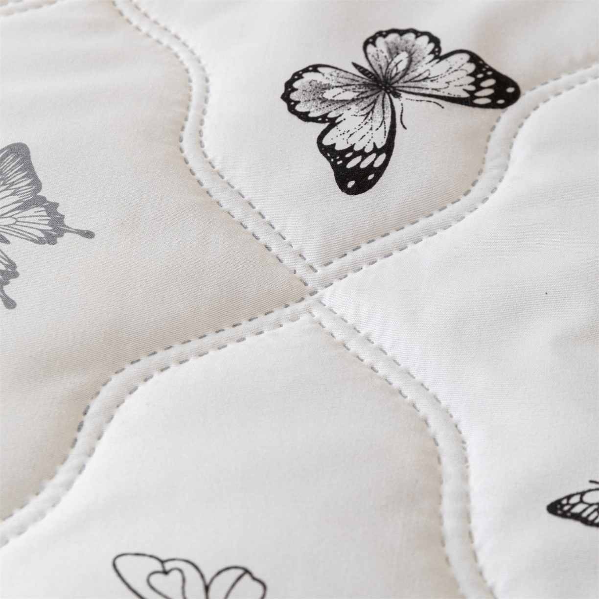 91家纺网 家纺一手货源 找家纺 （总）伊凡 2025新款亲肤磨毛印花夏凉被空调被子薄盖毯被