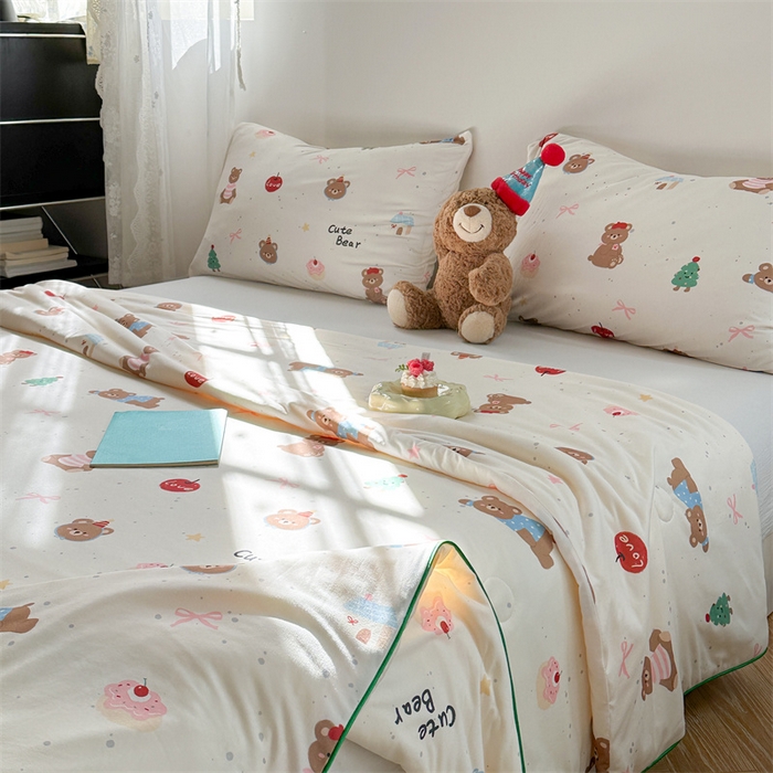 91家纺网 家纺一手货源 找家纺 暖生活 2026新款牛奶针织小清新大豆夏被 苹果小熊