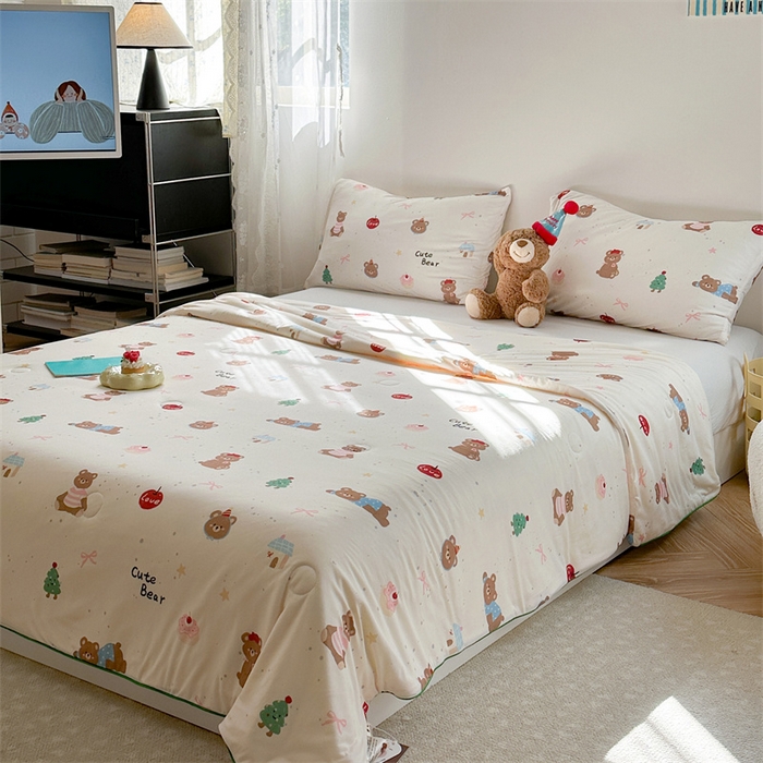 91家纺网 家纺一手货源 找家纺 暖生活 2026新款牛奶针织小清新大豆夏被 苹果小熊