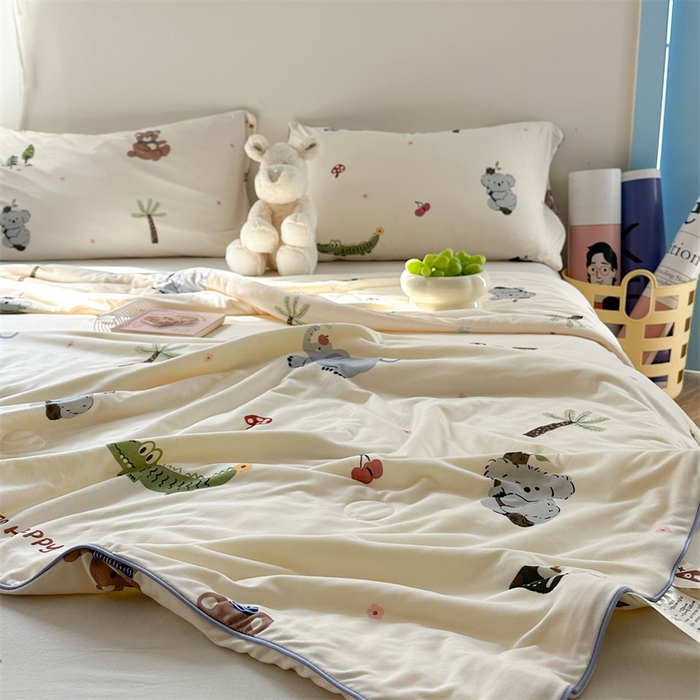 91家纺网 家纺一手货源 找家纺 暖生活 2026新款牛奶针织小清新大豆夏被 森林宝贝