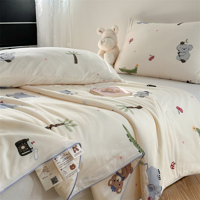 91家纺网 家纺一手货源 找家纺 暖生活 2026新款牛奶针织小清新大豆夏被 森林宝贝