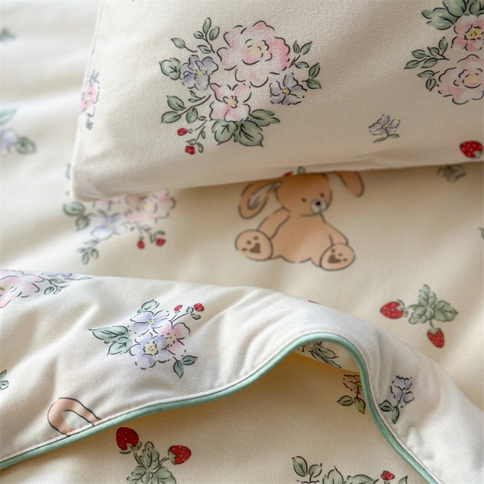 91家纺网 家纺一手货源 找家纺 暖生活 2026新款牛奶针织小清新大豆夏被 树莓兔