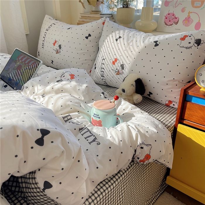 91家纺网 家纺一手货源 找家纺 桃子家居 2026新款A类三丽鸥正版授权卡通数码印花混搭纯棉印花系列四件套 棉三丽鸥-蝴蝶结点点kt