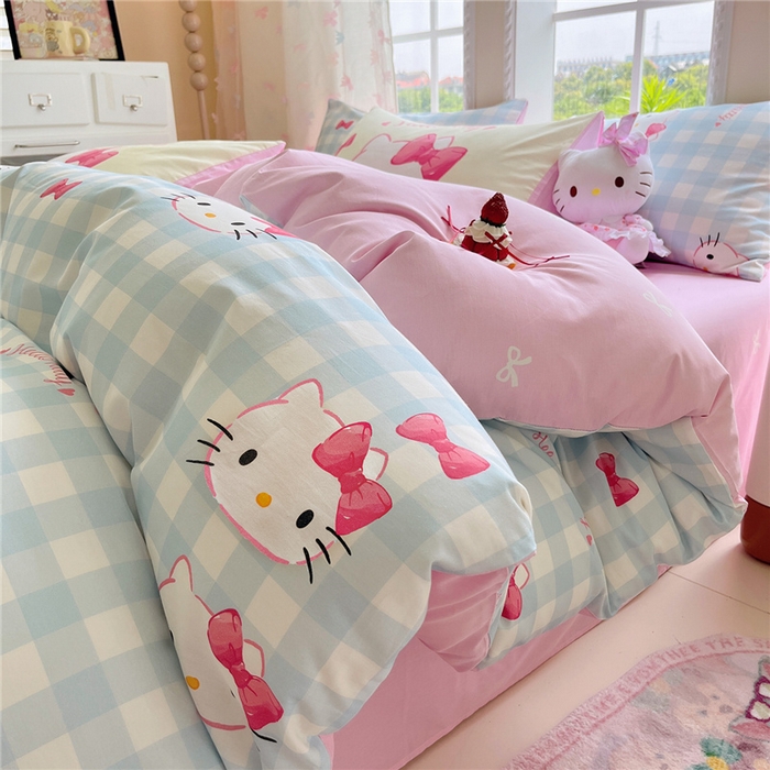 91家纺网 家纺一手货源 找家纺 桃子家居 2026新款A类三丽鸥正版授权卡通数码印花混搭纯棉印花系列四件套 棉三丽鸥-混搭乖巧kitty