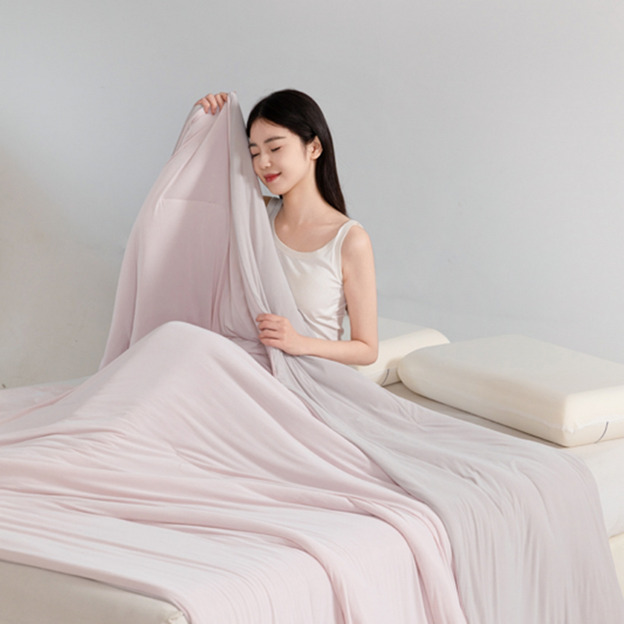 91家纺网 家纺一手货源 找家纺 鹿辉家居（原吉欧力） 2026新款凉感丝深睡夏被被子被芯 菊雾粉