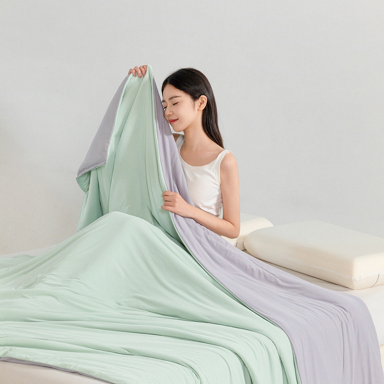 91家纺网 家纺一手货源 找家纺 鹿辉家居（原吉欧力） 2026新款凉感丝深睡夏被被子被芯 淡翠绿