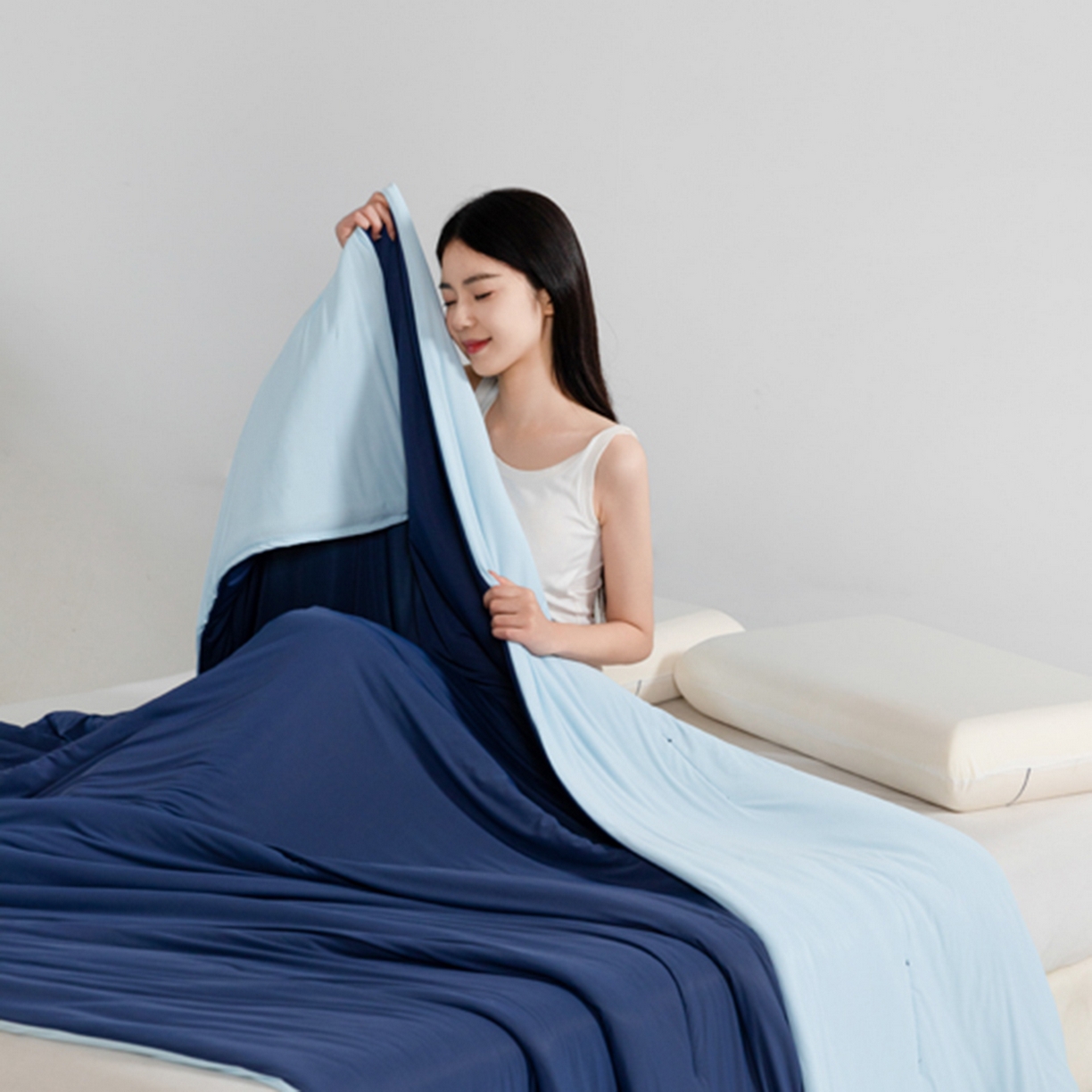 91家纺网 家纺一手货源 找家纺 鹿辉家居（原吉欧力） 2026新款凉感丝深睡夏被被子被芯 深睡蓝