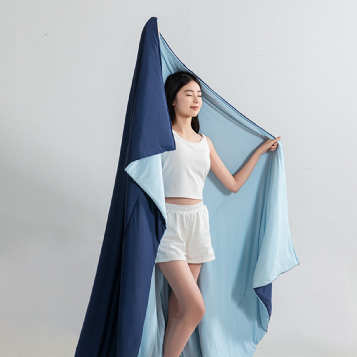 91家纺网 家纺一手货源 找家纺 鹿辉家居（原吉欧力） 2026新款凉感丝深睡夏被被子被芯 深睡蓝