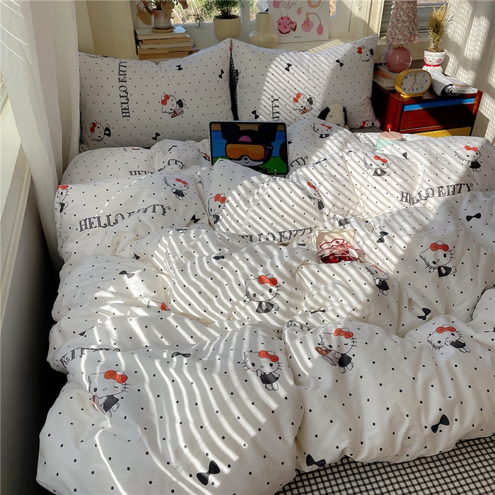 91家纺网 家纺一手货源 找家纺 桃子家居 2026新款A类三丽鸥正版授权卡通数码印花混搭纯棉印花系列四件套 棉三丽鸥-蝴蝶结点点kt