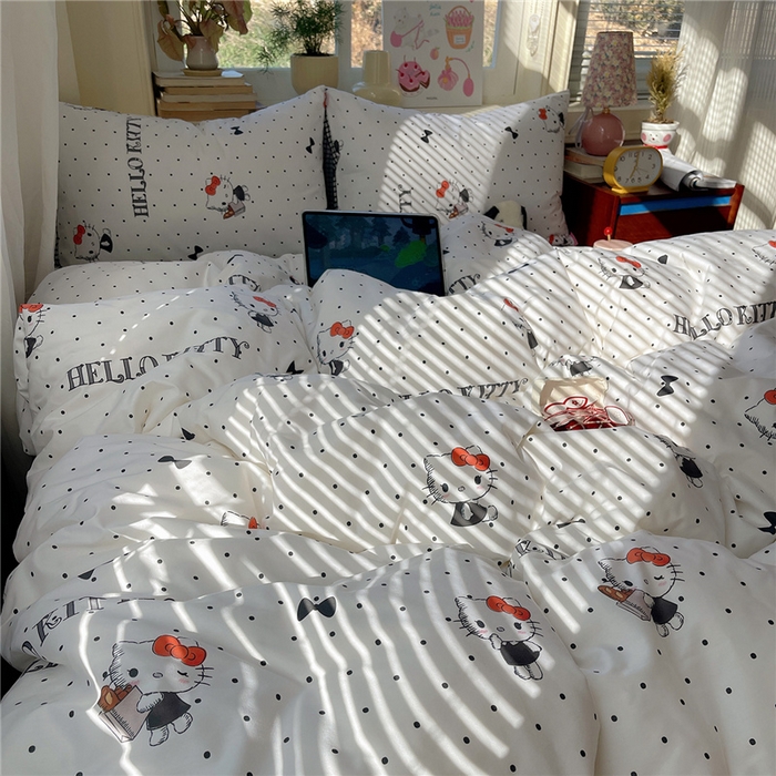 91家纺网 家纺一手货源 找家纺 桃子家居 2026新款A类三丽鸥正版授权卡通数码印花混搭纯棉印花系列四件套 棉三丽鸥-蝴蝶结点点kt