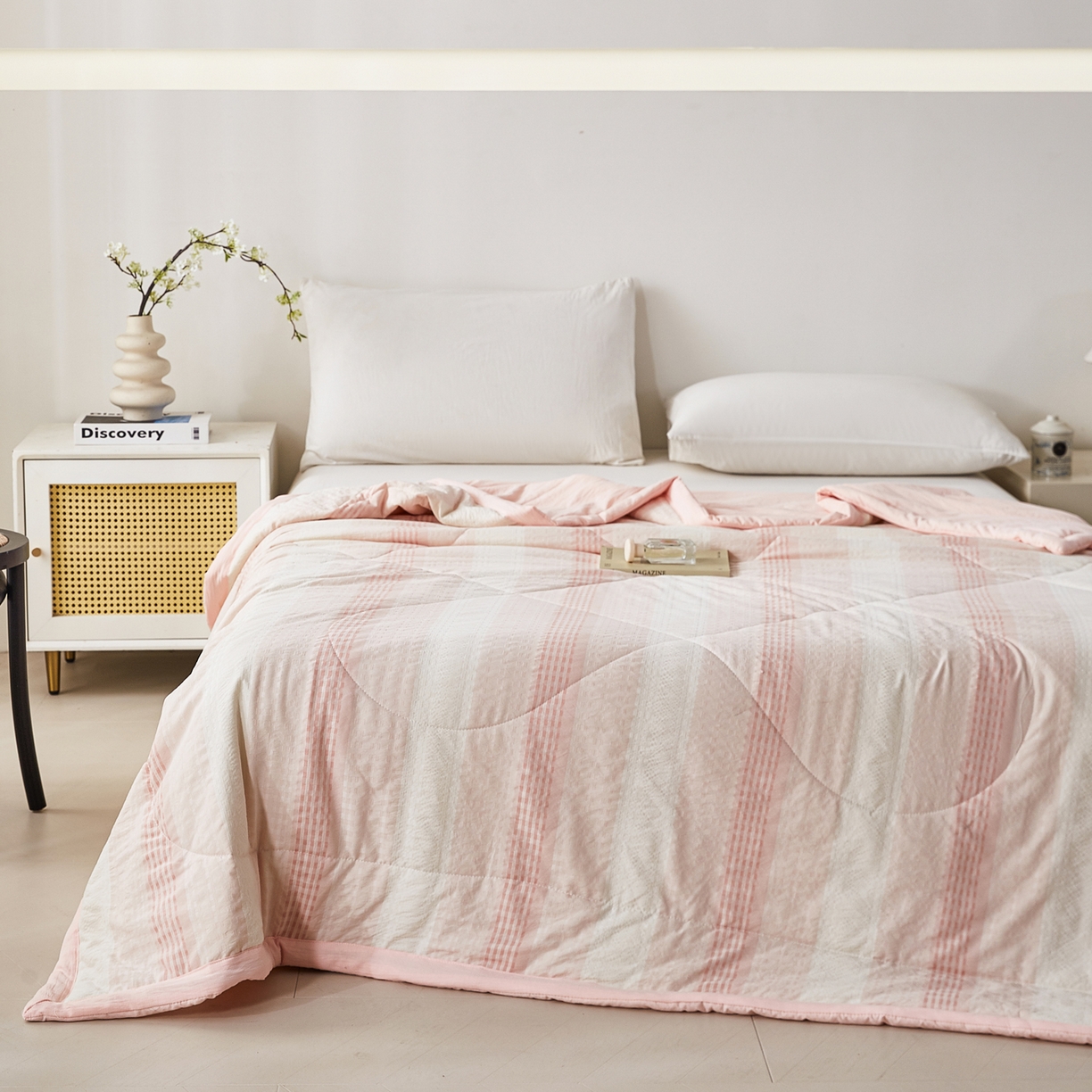 91家纺网 家纺一手货源 找家纺 心悦家纺 2026新款日式A类水洗色织提花大豆纤维被子被芯 织雅-粉色