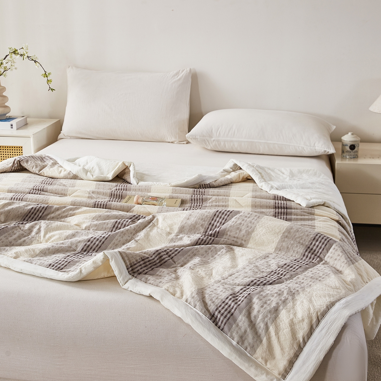 91家纺网 家纺一手货源 找家纺 心悦家纺 2026新款日式A类水洗色织提花大豆纤维被子被芯 织雅-灰色