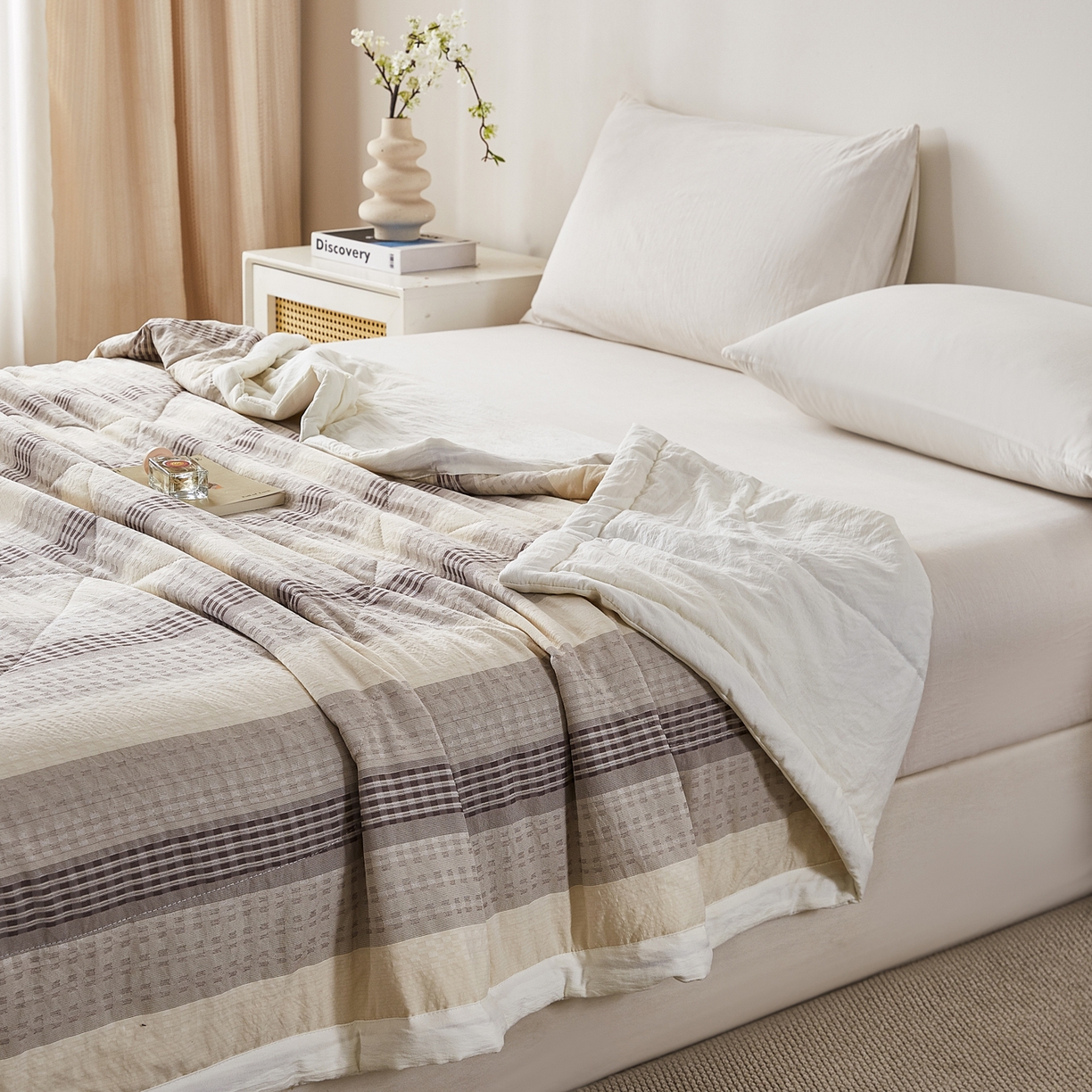 91家纺网 家纺一手货源 找家纺 心悦家纺 2026新款日式A类水洗色织提花大豆纤维被子被芯 织雅-灰色