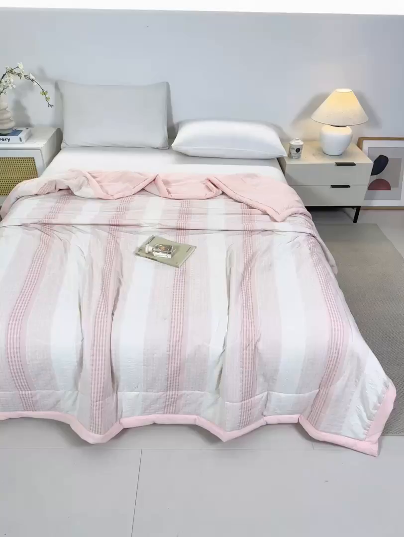 91家纺网 家纺一手货源 找家纺 心悦家纺 2026新款日式A类水洗色织提花大豆纤维被子被芯 织雅-粉色