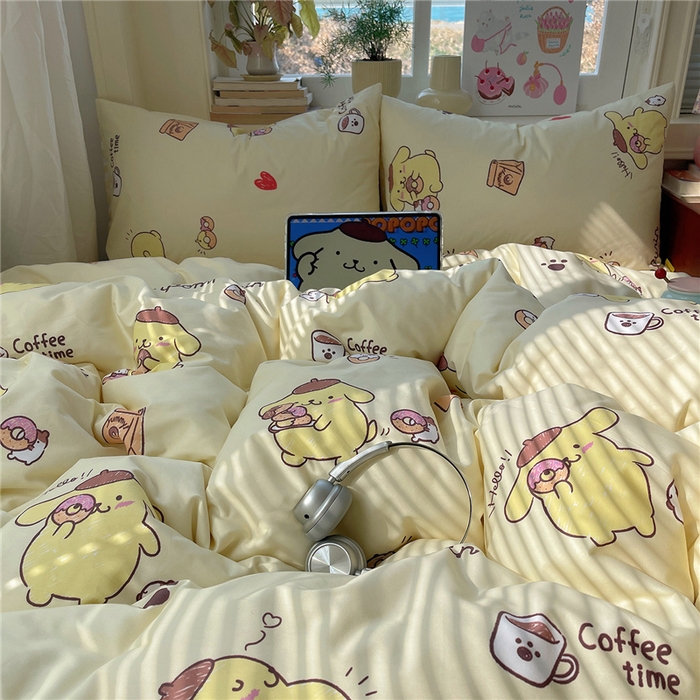 91家纺网 家纺一手货源 找家纺 桃子家居 2026新款A类三丽鸥正版授权卡通数码印花混搭纯棉印花系列四件套 棉三丽鸥-黄油布丁狗