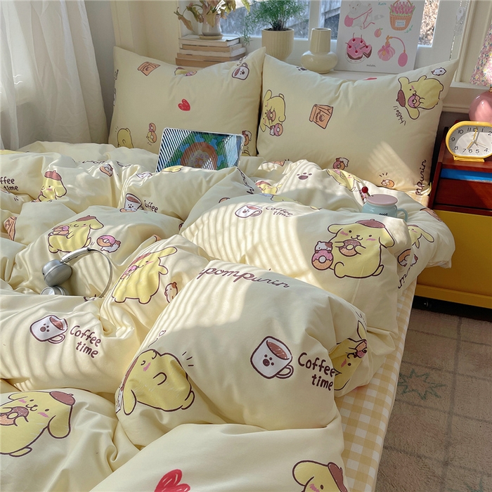 91家纺网 家纺一手货源 找家纺 桃子家居 2026新款A类三丽鸥正版授权卡通数码印花混搭纯棉印花系列四件套 棉三丽鸥-黄油布丁狗