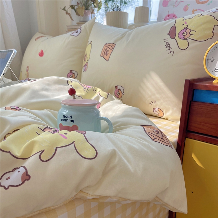 91家纺网 家纺一手货源 找家纺 桃子家居 2026新款A类三丽鸥正版授权卡通数码印花混搭纯棉印花系列四件套 棉三丽鸥-黄油布丁狗
