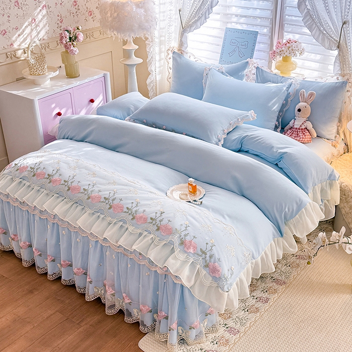 91家纺网 家纺一手货源 找家纺 苏米娜 2026春夏超柔水洗棉床裙款四件套-唯爱系列 唯爱-梦幻蓝