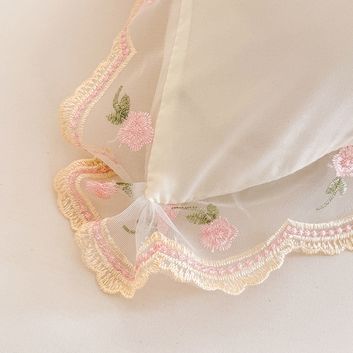 91家纺网 家纺一手货源 找家纺 苏米娜 2026春夏超柔水洗棉床裙款四件套-唯爱系列 唯爱-奶油白