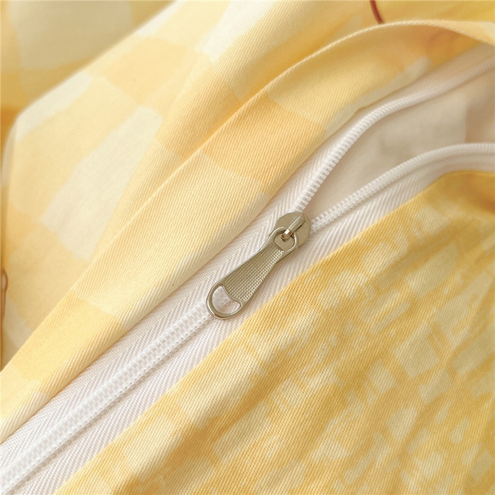 91家纺网 家纺一手货源 找家纺 桃子家居 2026新款A类三丽鸥正版授权卡通数码印花混搭纯棉印花系列四件套 棉三丽鸥-混搭焦糖布丁狗