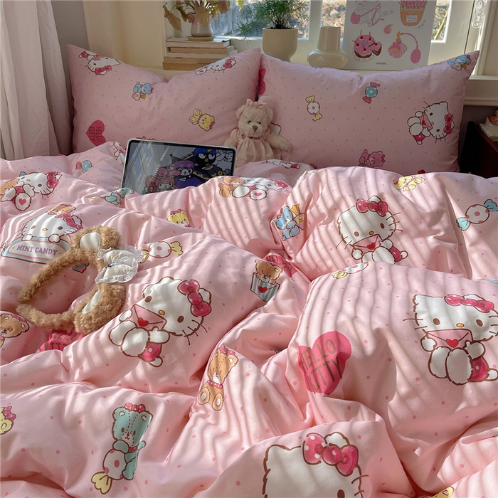 91家纺网 家纺一手货源 找家纺 桃子家居 2026新款A类三丽鸥正版授权卡通数码印花混搭纯棉印花系列四件套 棉三丽鸥-美好小熊kt