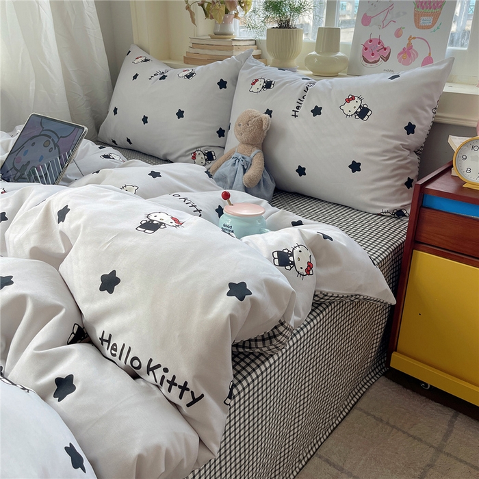 91家纺网 家纺一手货源 找家纺 桃子家居 2026新款A类三丽鸥正版授权卡通数码印花混搭纯棉印花系列四件套 棉三丽鸥-奶油星星kt