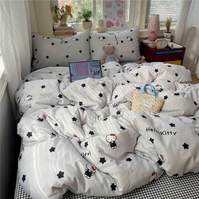 91家纺网 家纺一手货源 找家纺 桃子家居 2026新款A类三丽鸥正版授权卡通数码印花混搭纯棉印花系列四件套 棉三丽鸥-奶油星星kt