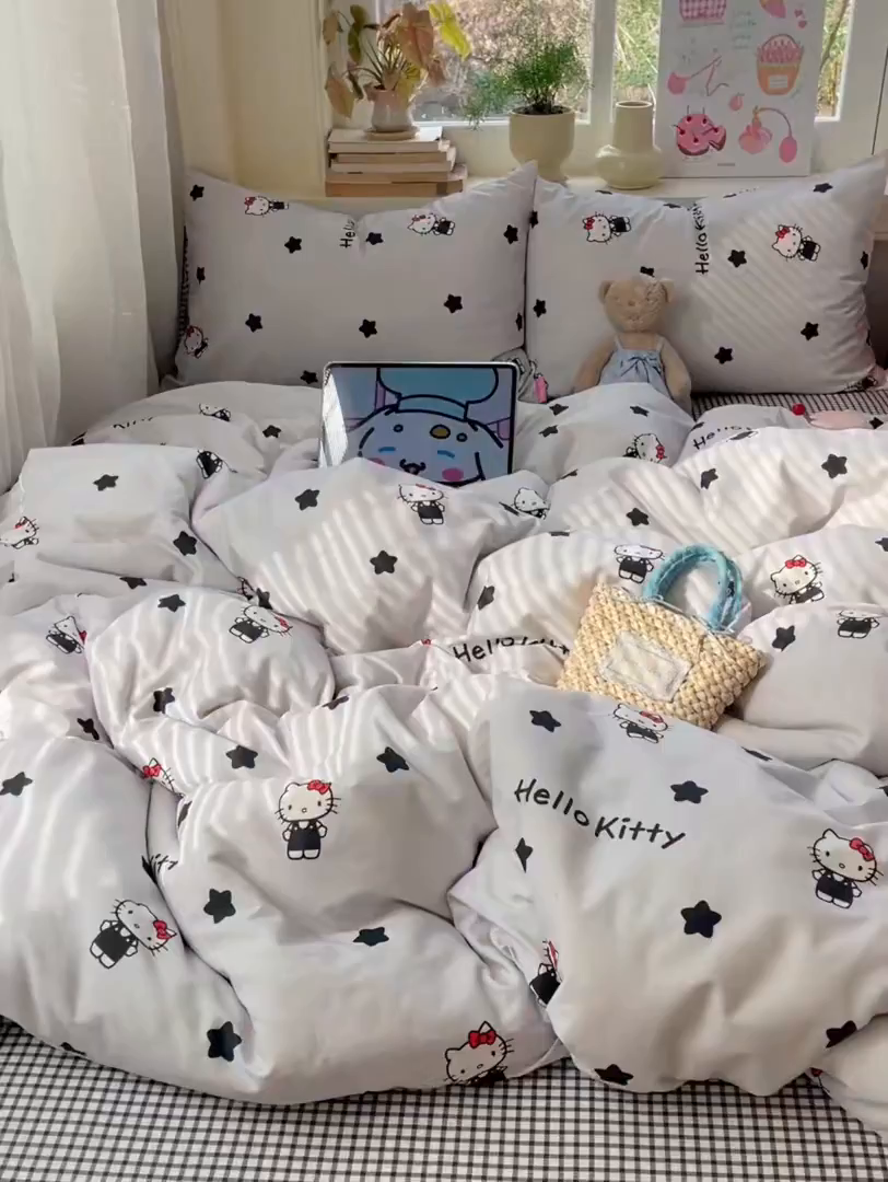 91家纺网 家纺一手货源 找家纺 桃子家居 2026新款A类三丽鸥正版授权卡通数码印花混搭纯棉印花系列四件套 棉三丽鸥-奶油星星kt