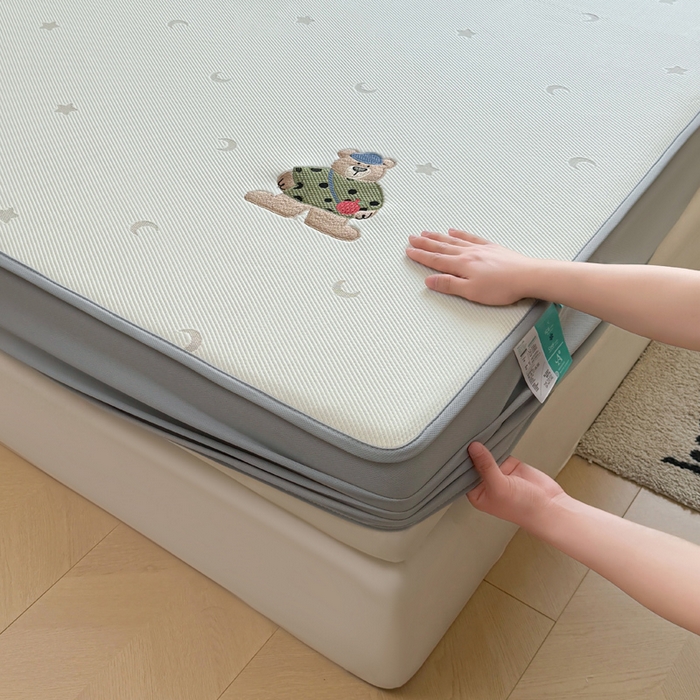 91家纺网 家纺一手货源 找家纺 （总）凯罗 2026凯罗新款卡通印加绣花小红书爆款凉豆豆绣花床笠可水洗床笠款