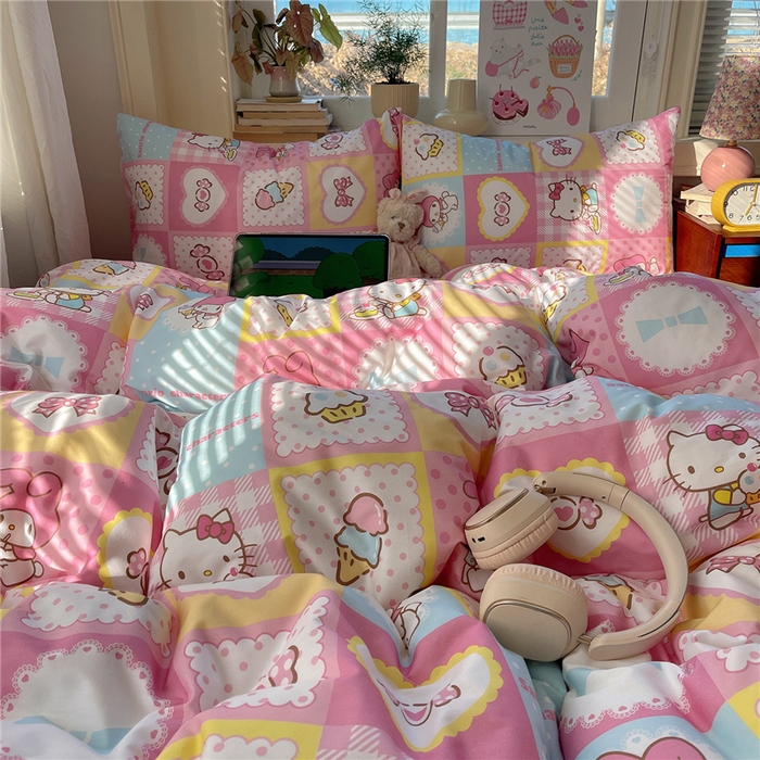 91家纺网 家纺一手货源 找家纺 桃子家居 2026新款A类三丽鸥正版授权卡通数码印花混搭纯棉印花系列四件套 棉三丽鸥-甜美日记