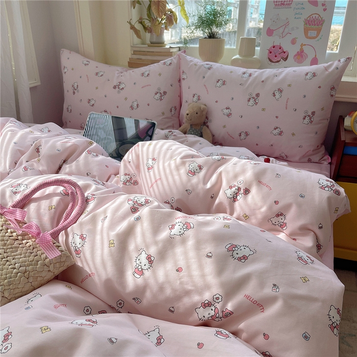 91家纺网 家纺一手货源 找家纺 桃子家居 2026新款A类三丽鸥正版授权卡通数码印花混搭纯棉印花系列四件套 棉三丽鸥-甜梦kt